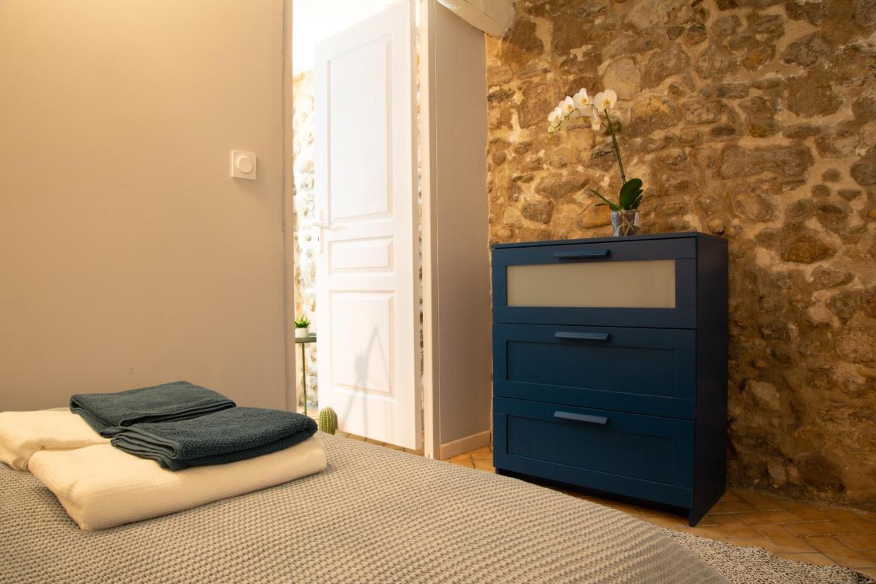 Petit Studio Secret - Coeur De Provence - 4 Personnes Volx Exterior photo